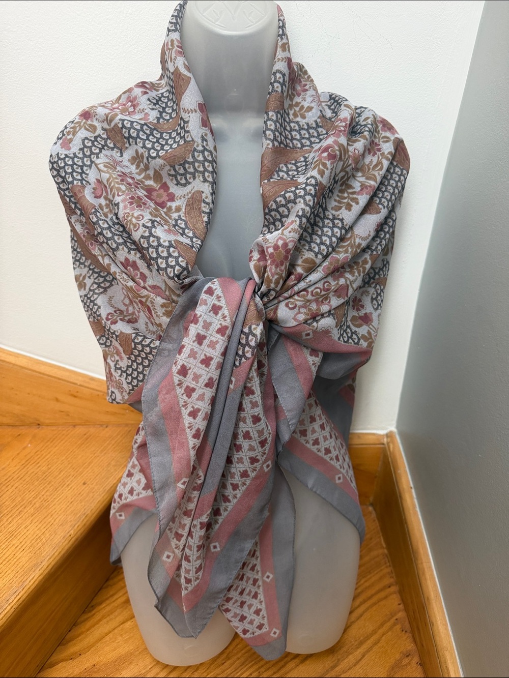 Vintage Floral Paisley Scarf in Gray, Pink, Brown - Picture 3 of 12